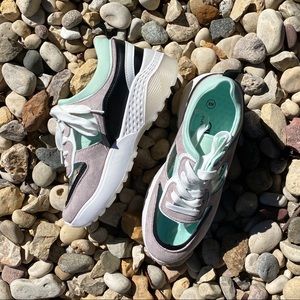 Transparent “Peep-Toe” Sneakers